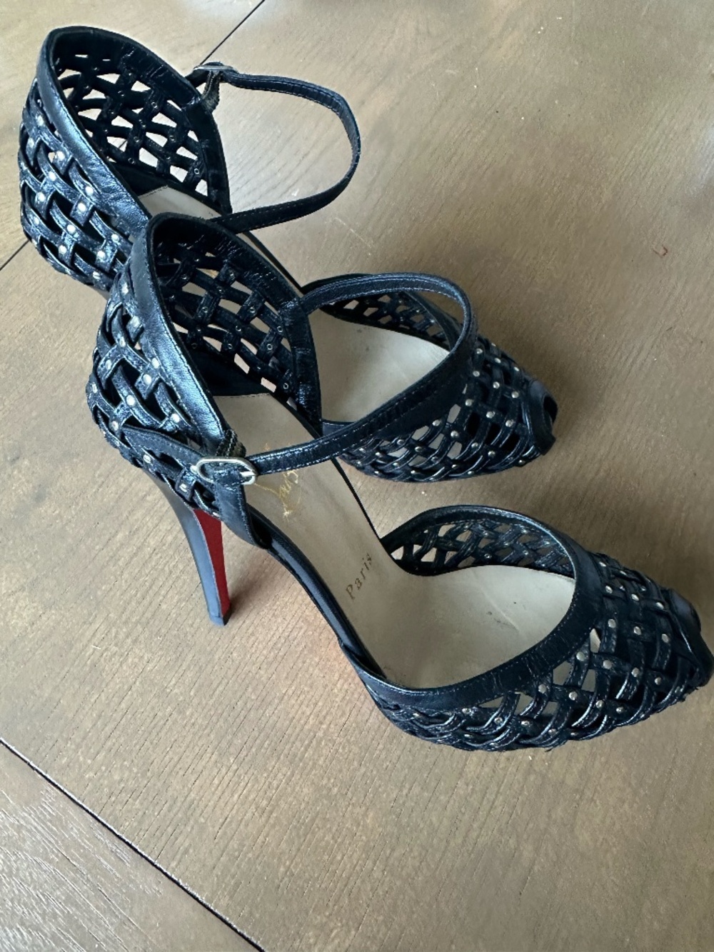 Christian Louboutin Mrs. Kid Pump size 38 1/2